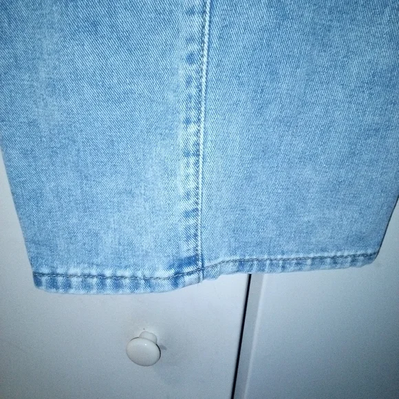 Women's Pants - Picture 2 of 9